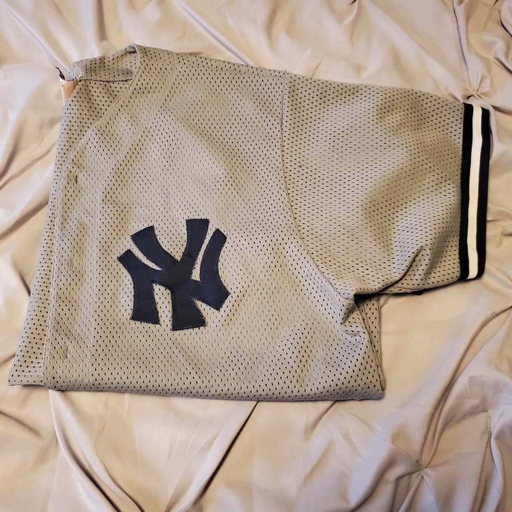 Majestic Gray Jersey Shirt with Classic Design